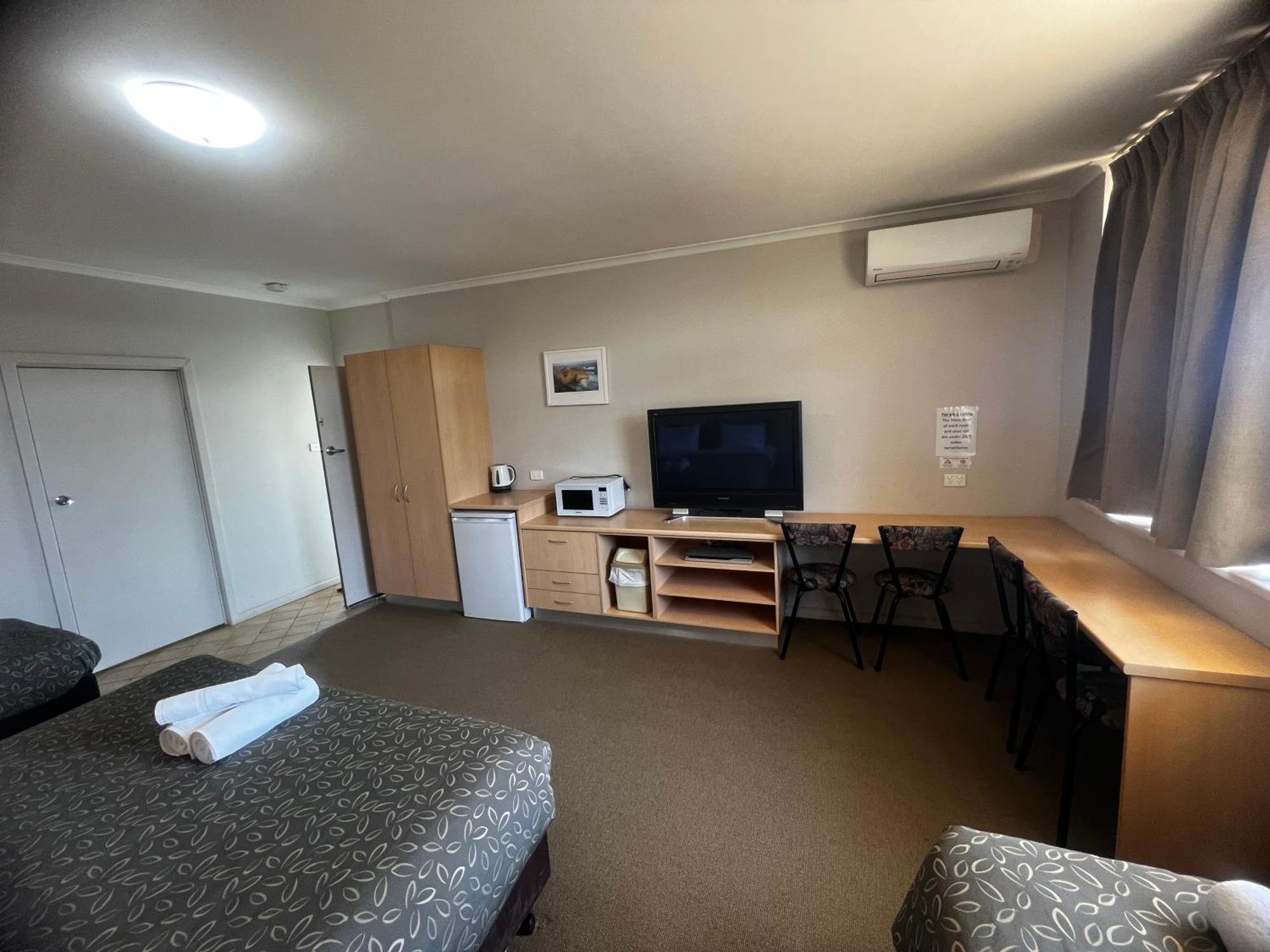 Highway One Motel Ceduna Ngoại thất bức ảnh